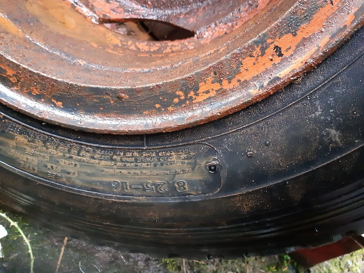 3 Digger buckets for 5-6 ton digger - Image 3