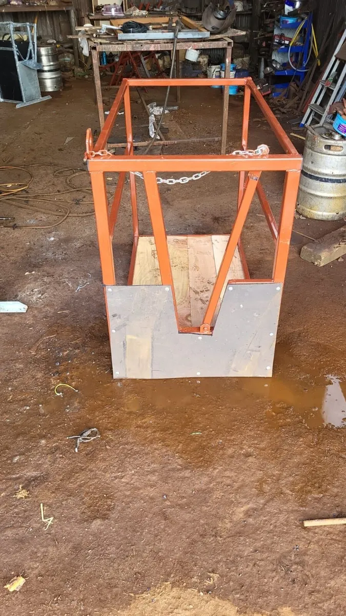 Sheep Fostering Crate for lambs - Image 4