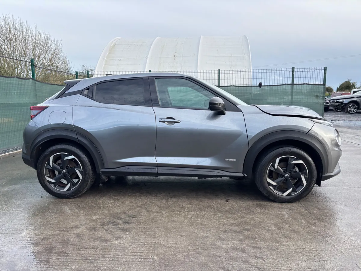 231 Nissan Juke Hybrid Automatic Light Damage - Image 1
