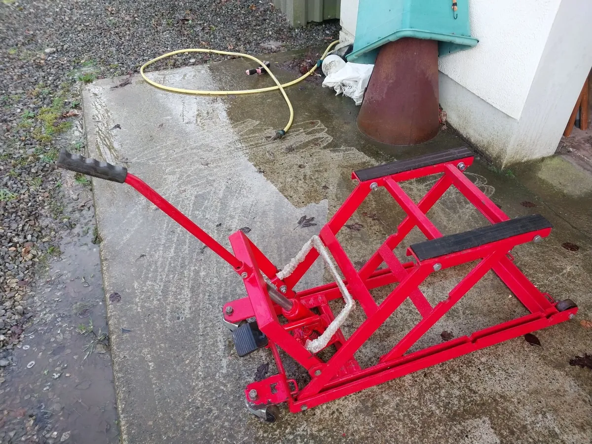 motobike clothing and equipment - Image 2