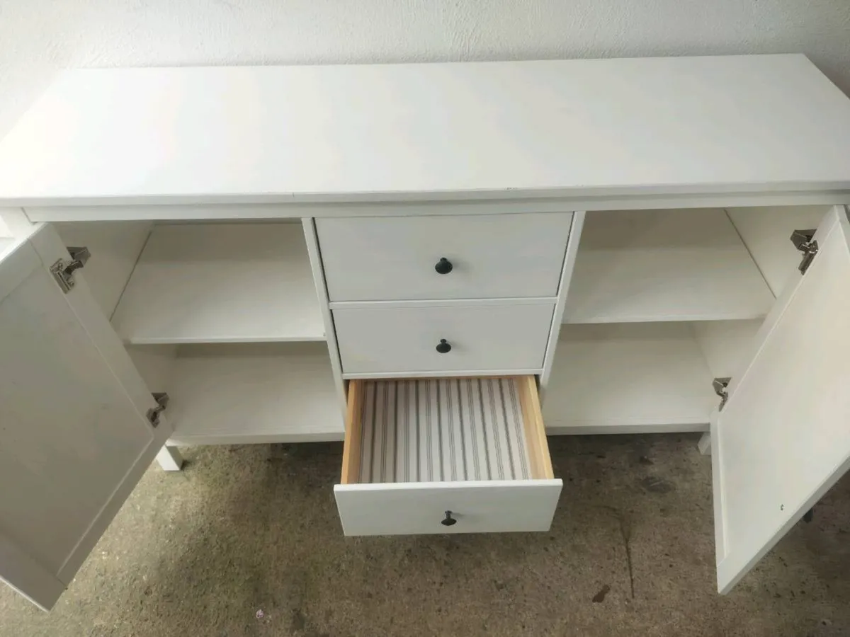 Sideboard - Image 4
