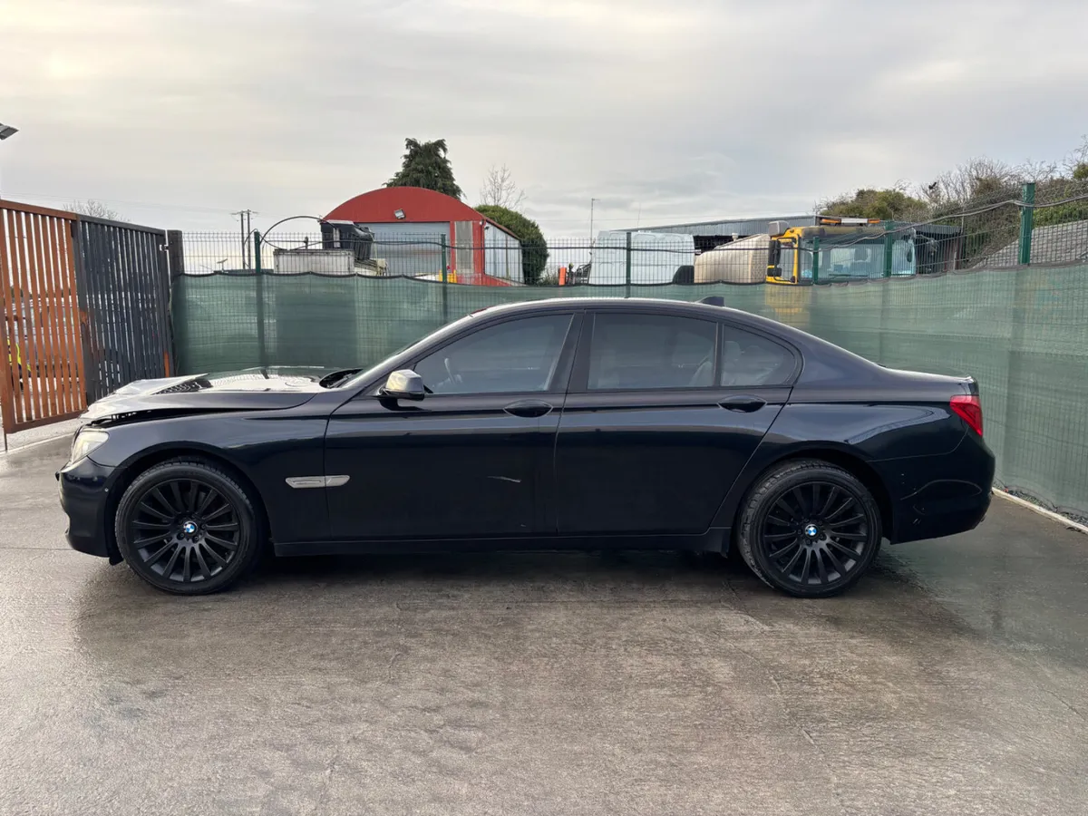 2012 BMW 730D Automatic - Image 4