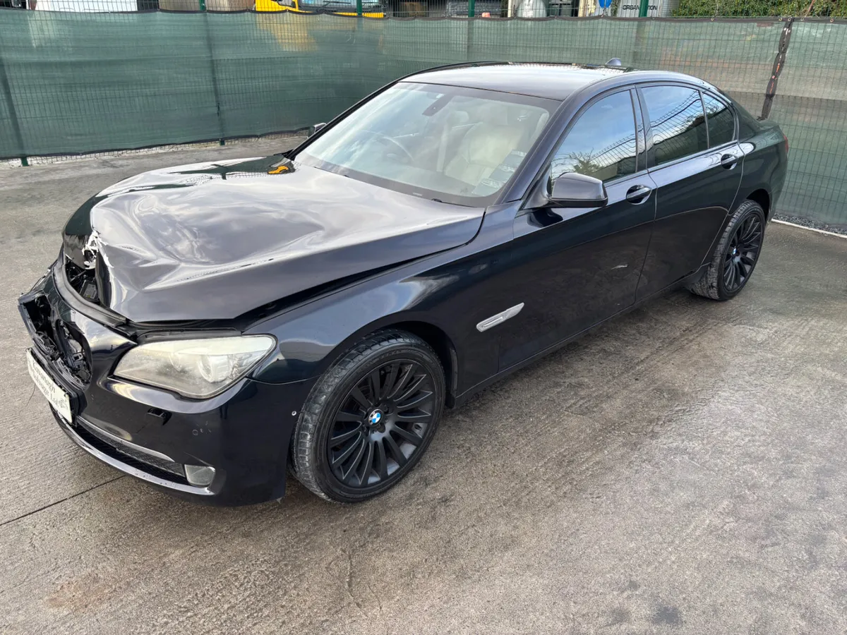 2012 BMW 730D Automatic - Image 3