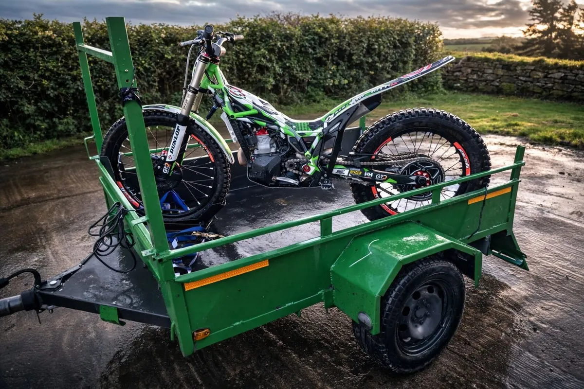 2022 Vertigo Nitro 300 Works Edition - Image 2