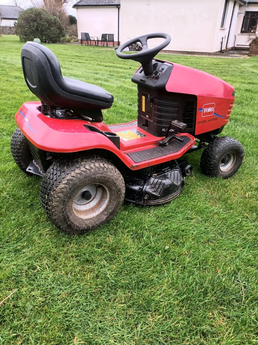 Toro Ride on Mower - Image 4