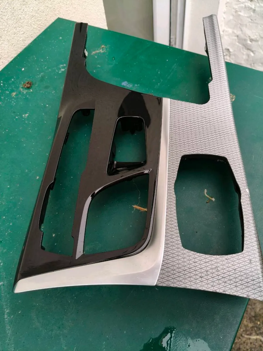 2019 520d G30 Msport Wheel and Console - Image 2