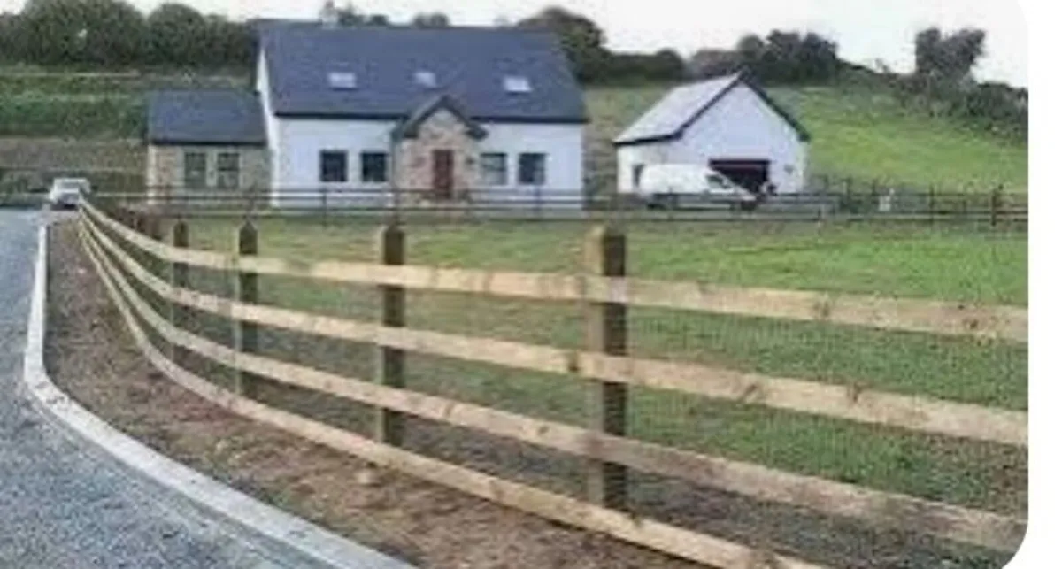 CARPENTRY FENCING GARDEN MAINTENANCE - Image 3