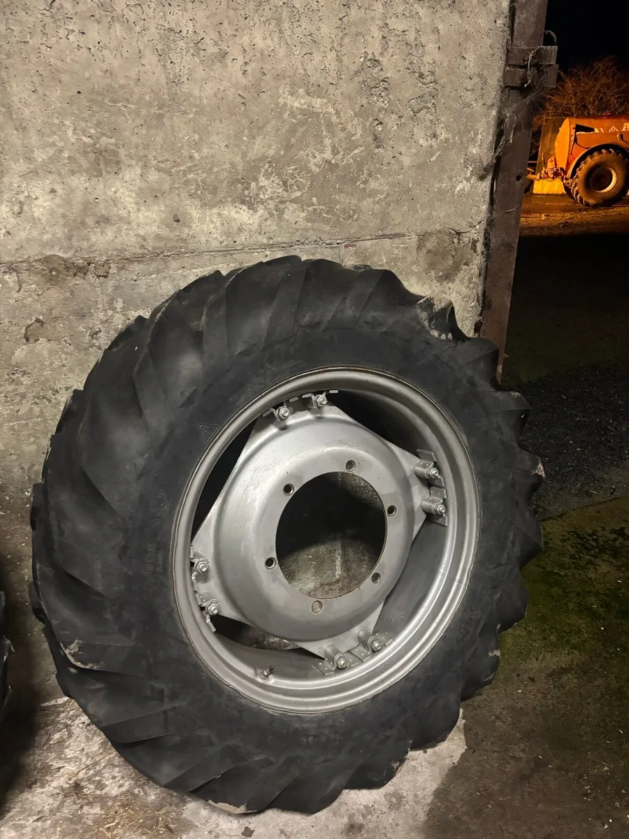 12.4 x 28 wheels - Image 3