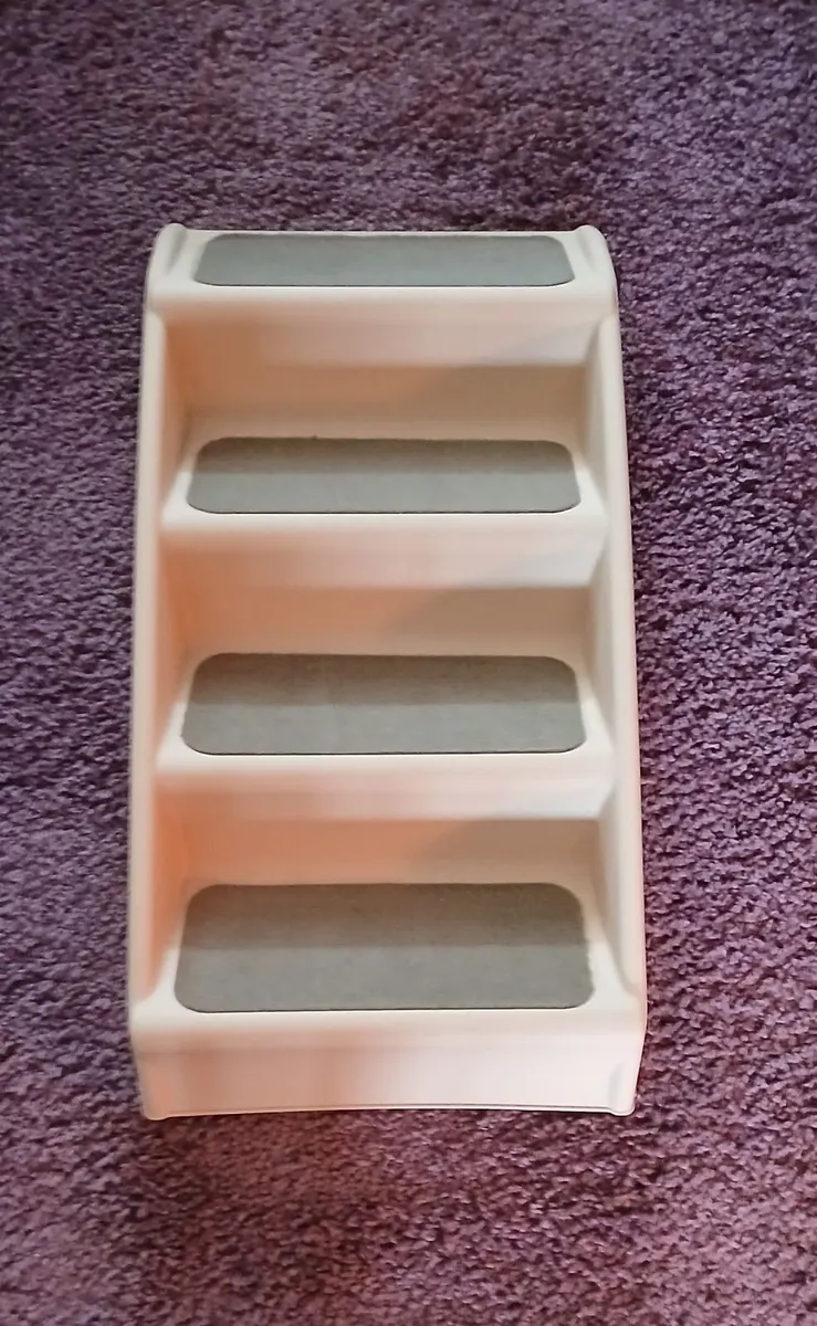 Pet step/stairs - Image 2