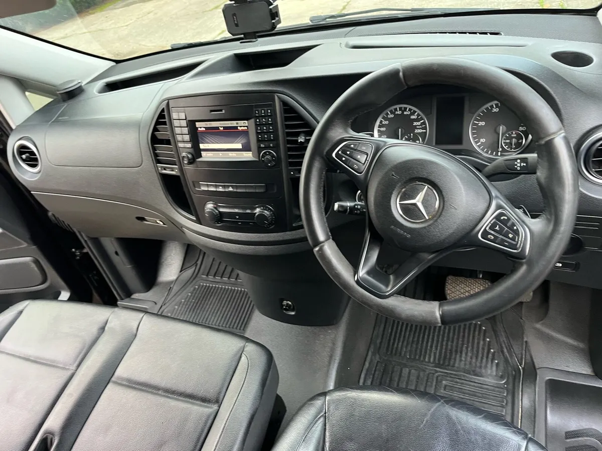 Mercedes Benz Vito - Image 2
