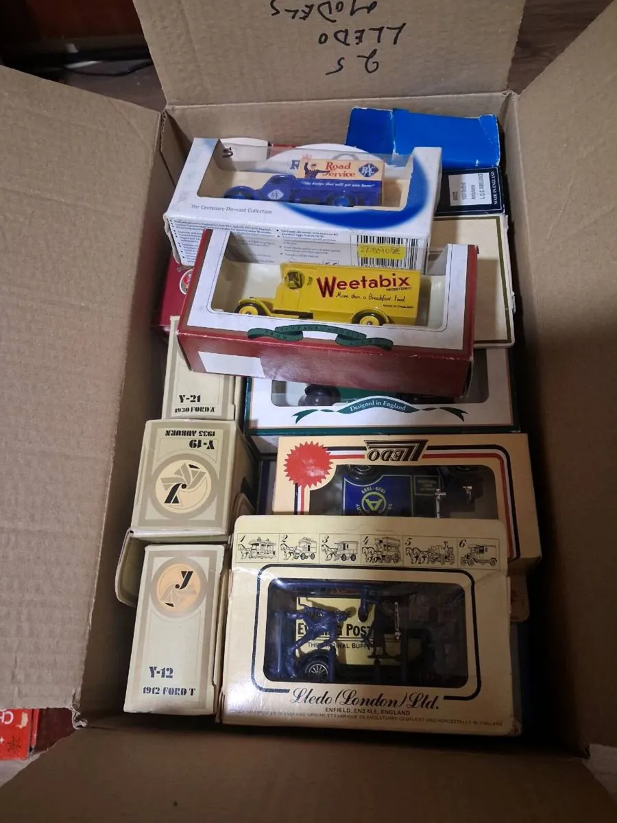 MATCHBOX LLEDO MODELS - Image 1