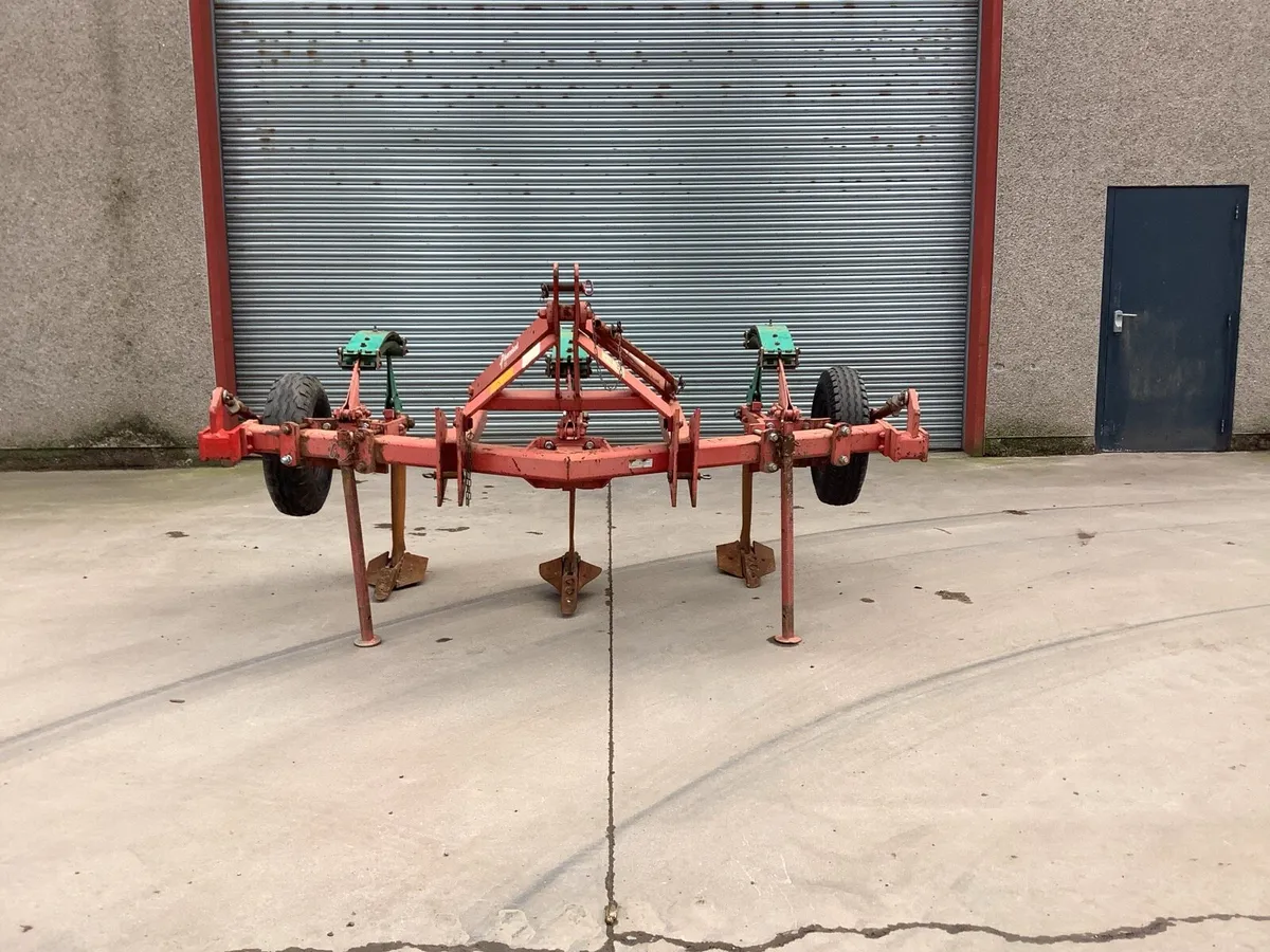 Kverneland Subsoiler - Image 1