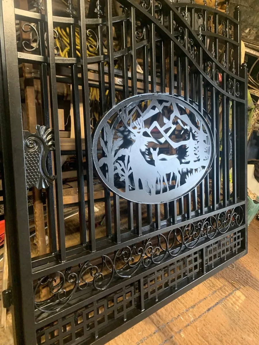 Steel Gates - brand new - Image 1