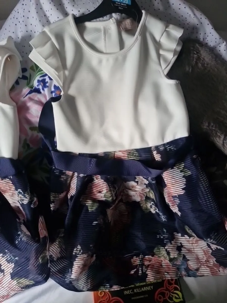 Two Lipsy London dresses. Aged 5-6yrs. Bought as flower girl dresses and only worn the once. - Image 2