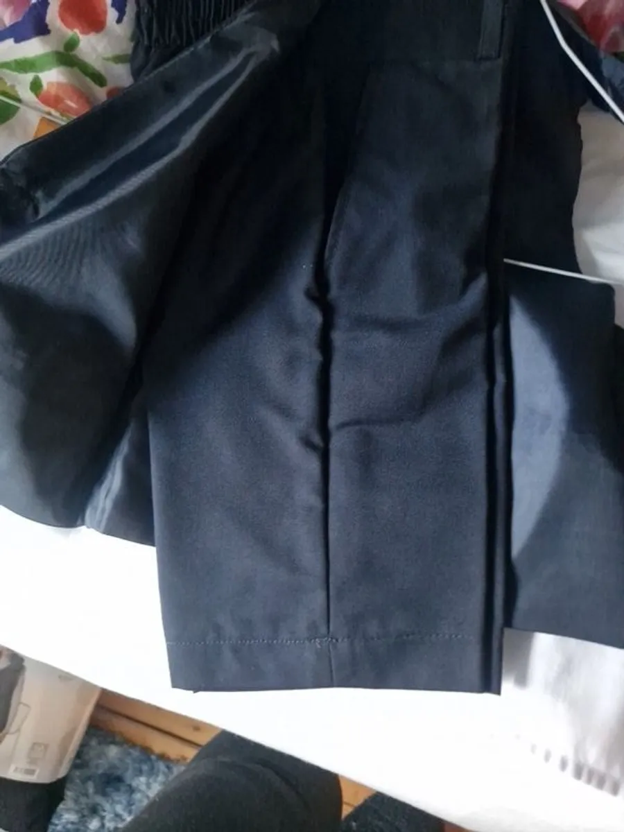 Boys shorts, waistcoat, white shirt & 2 bow ties - Image 4