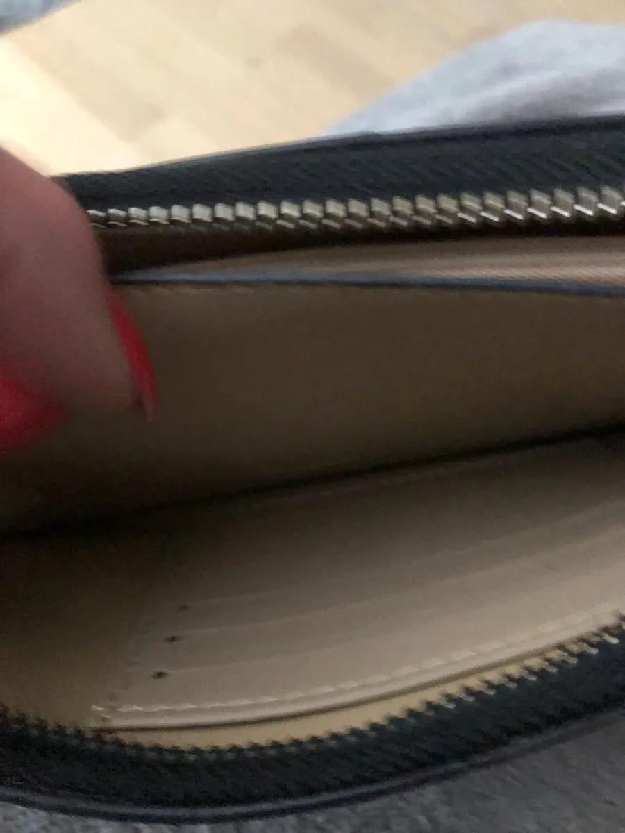 Ladies new Mulberry purse €15 - Image 4