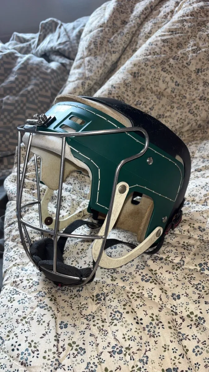 Green and Black Cooper helmet - Image 1