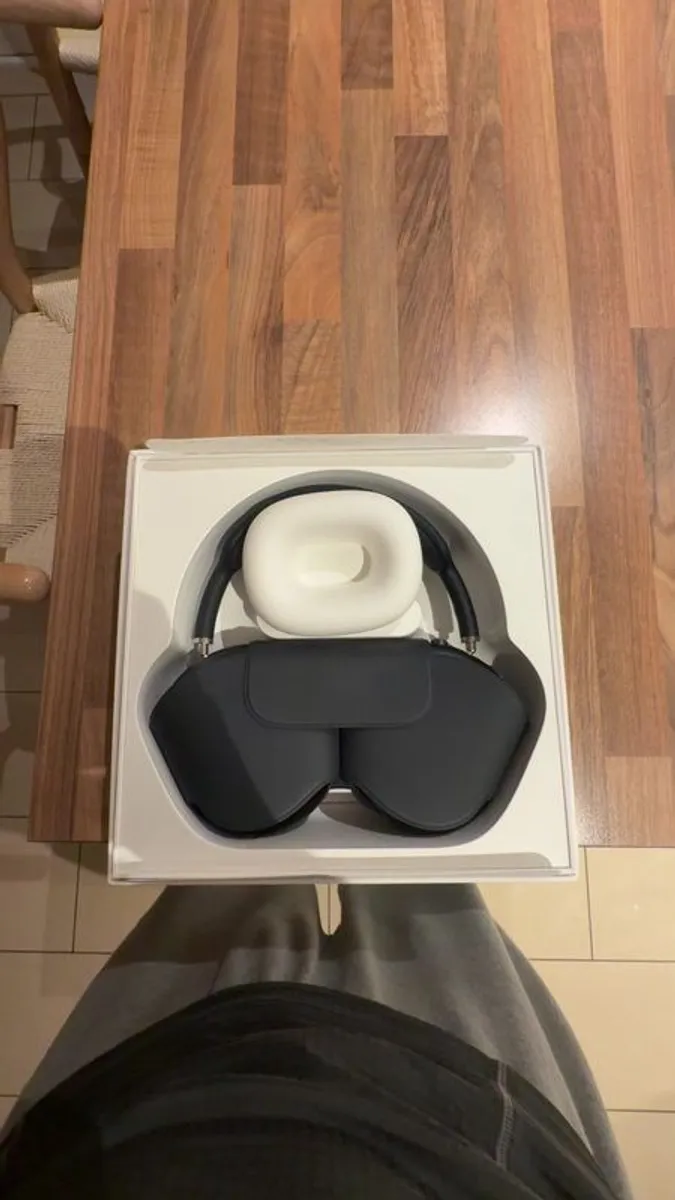 Apple AirPods Max - Image 2