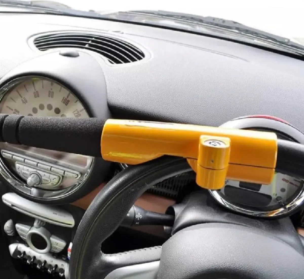 Steering Wheel Lock Heavy Duty Baseball Bat NEW - Image 1