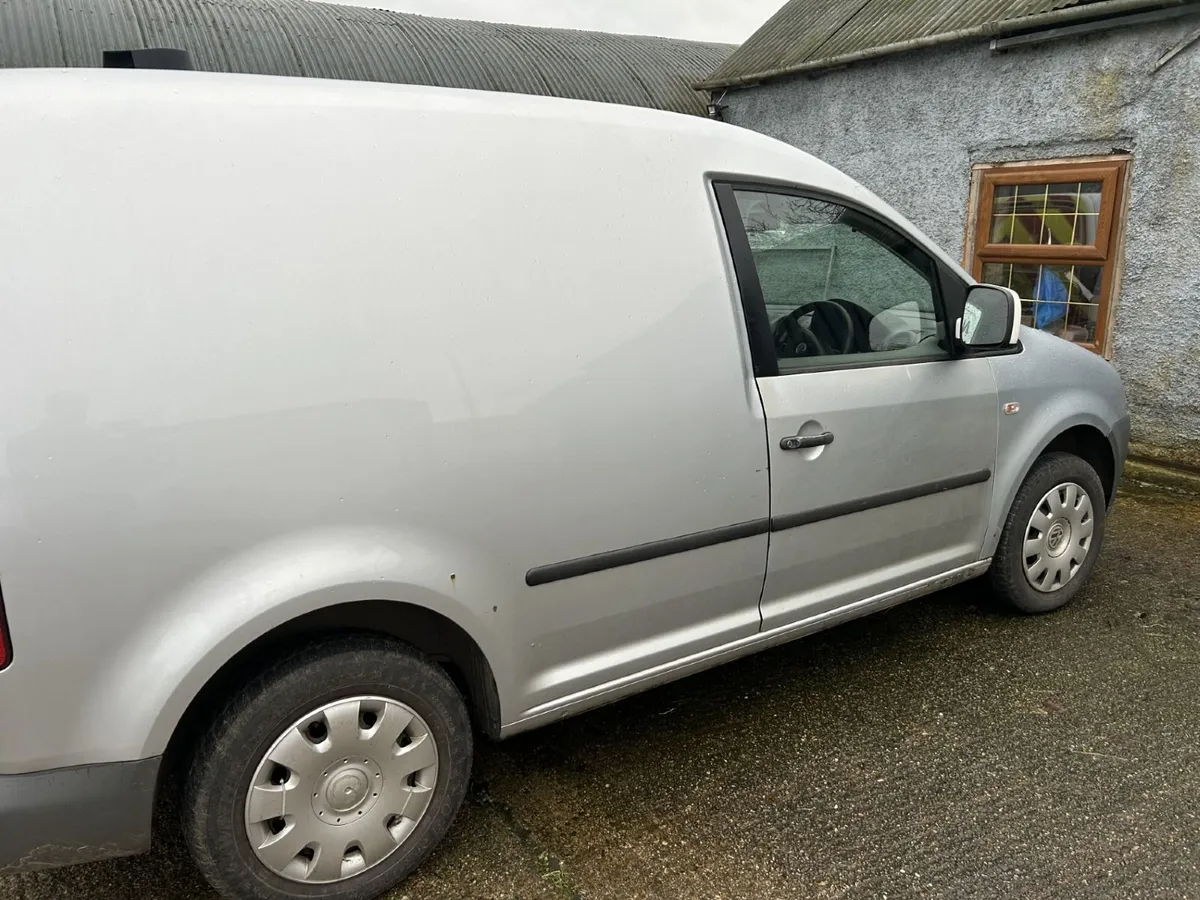 Volkswagen Caddy 2009 - Image 1