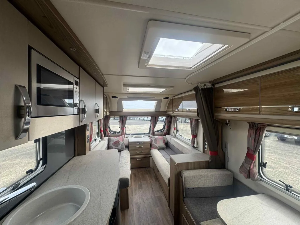 2017 SWIFT CHALLENGER CARAVAN 530 - Image 4