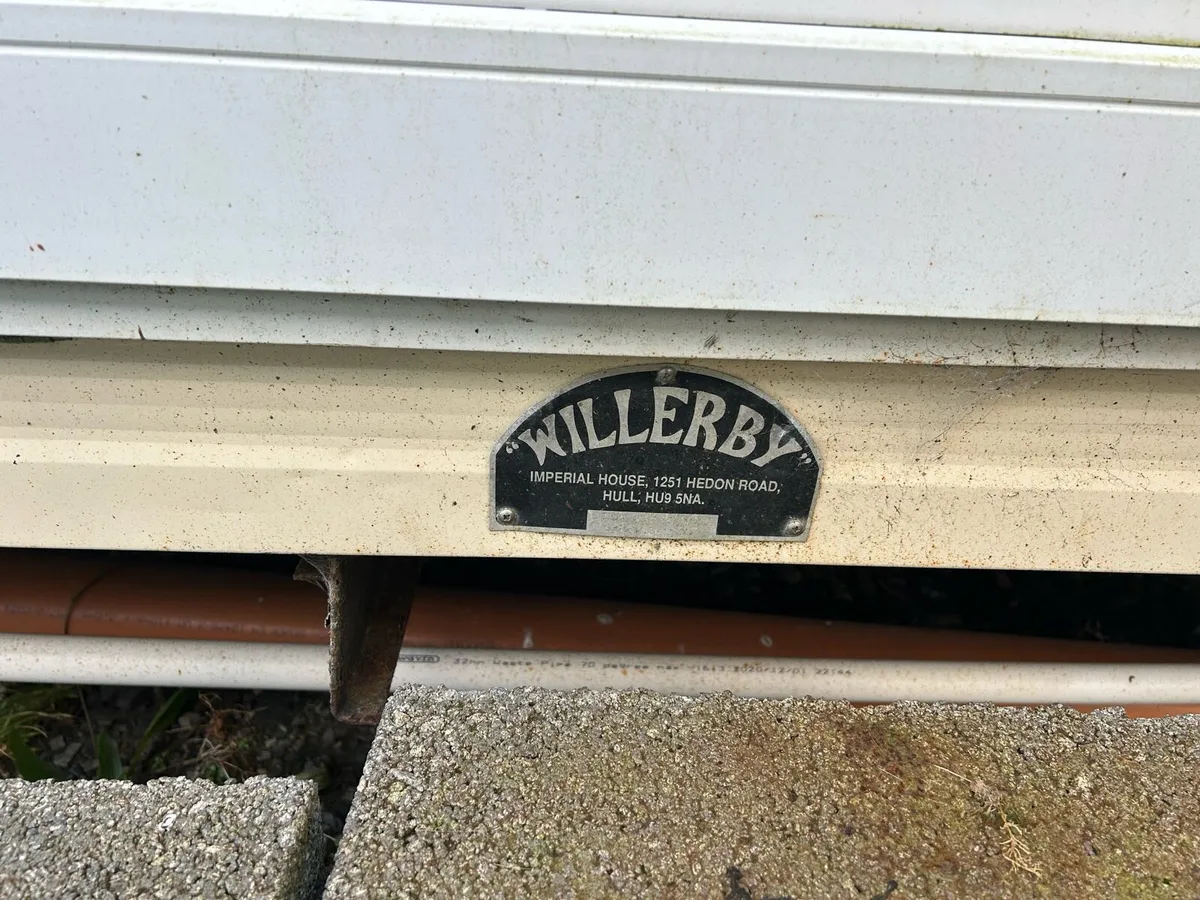 Mobile Home - Image 2