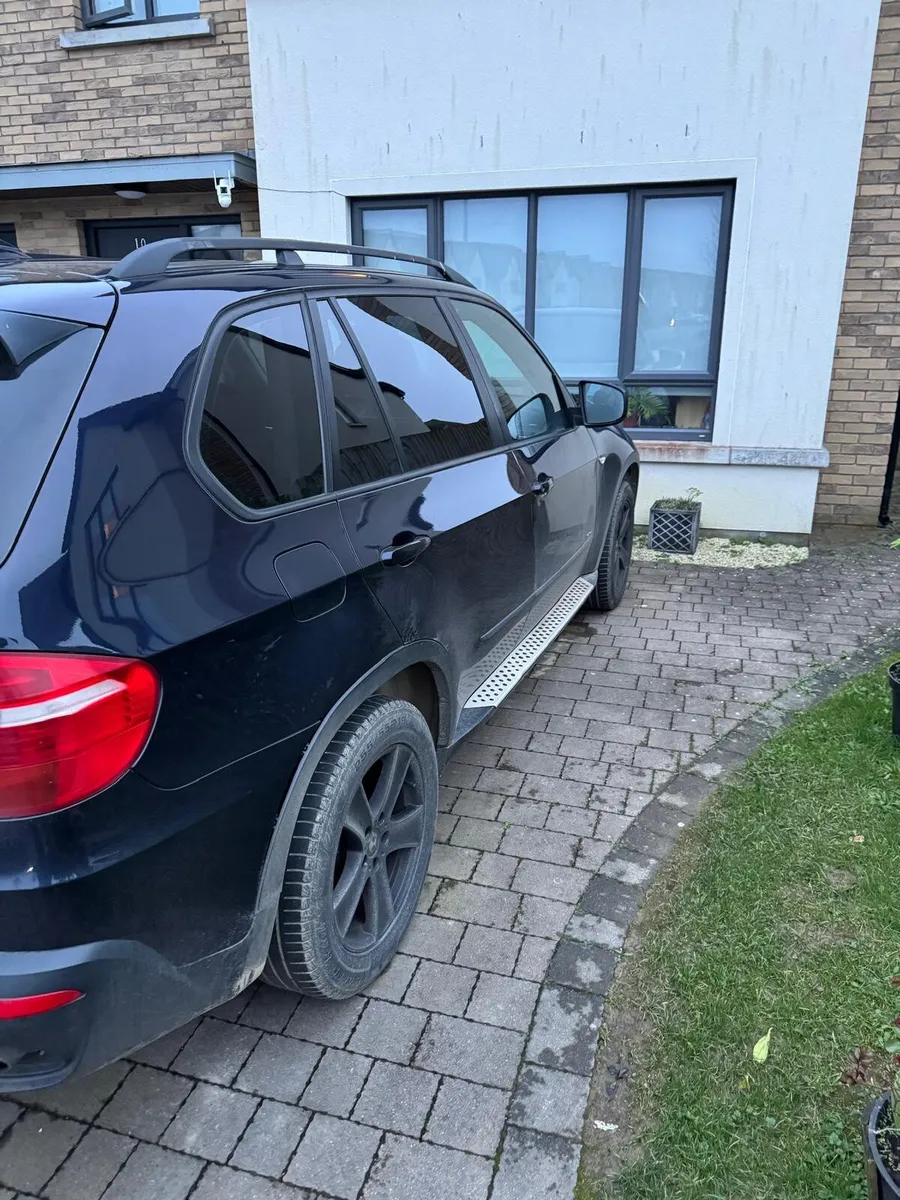 X5 bmw good model quick sale.. - Image 2