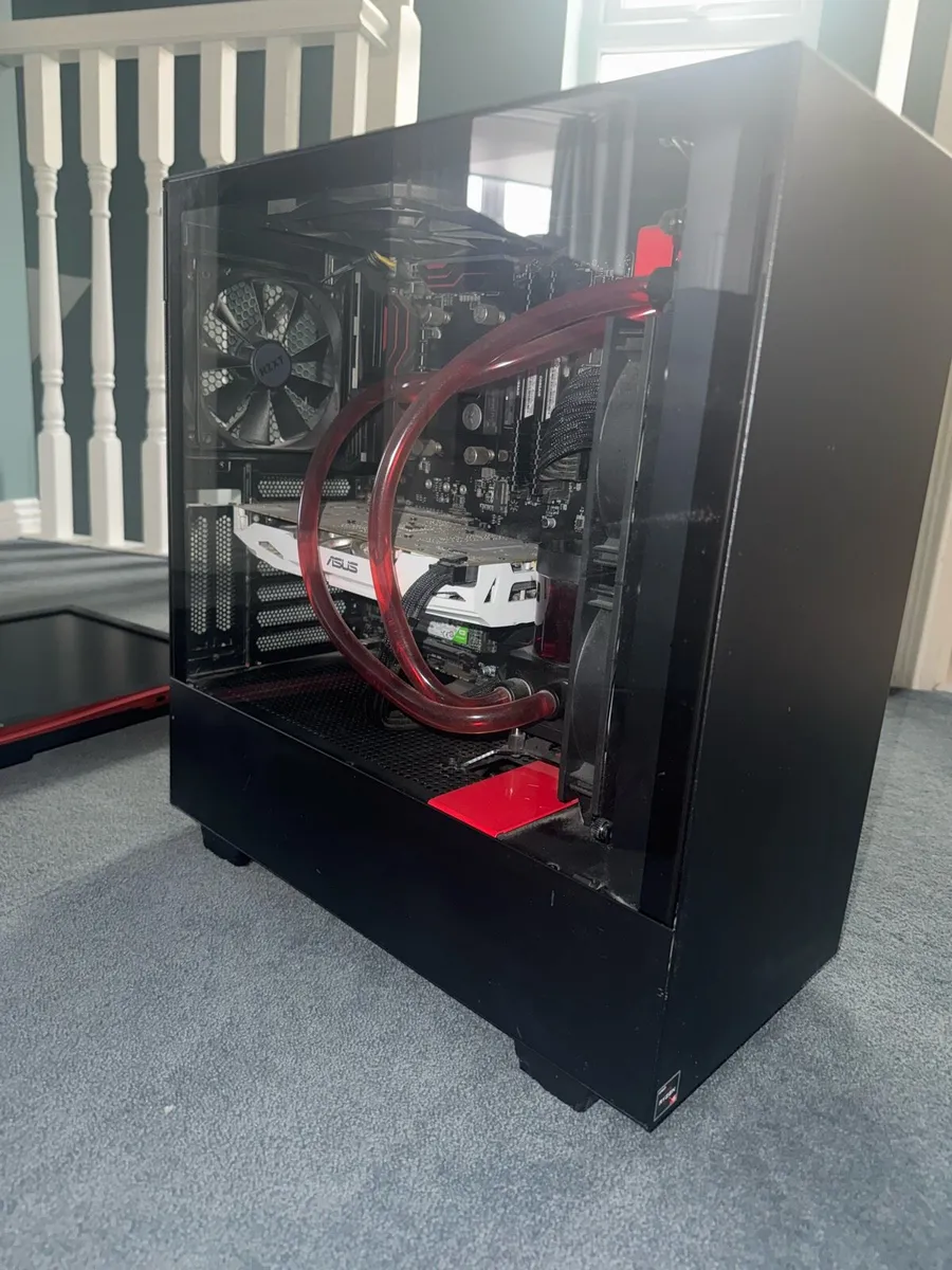 Custom Built Gaming PC (Watercooled) - Image 4