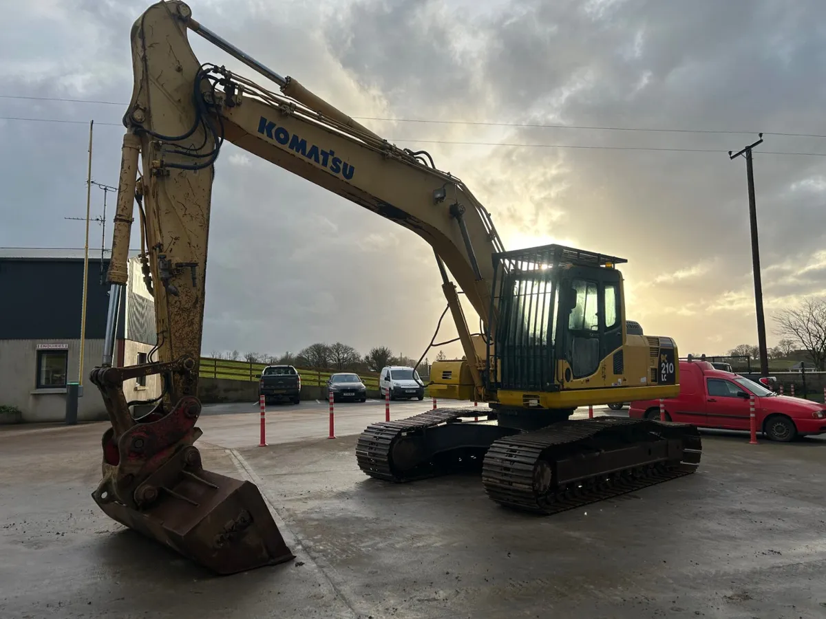 2007 PC 210 LC-8 - Image 3