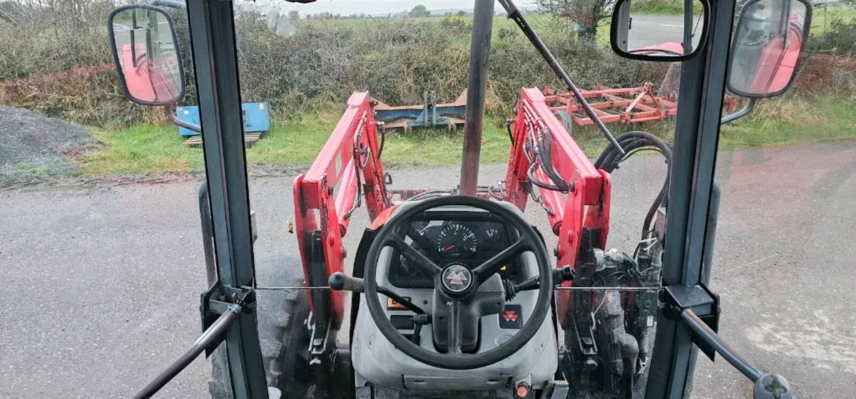 Massey Ferguson 4235 - Image 3