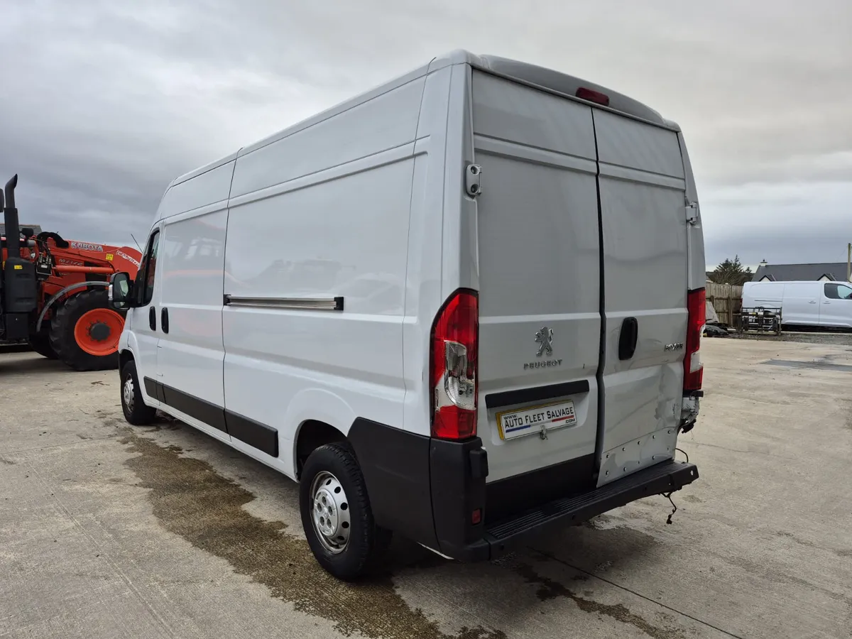 2024 PEUGEOT BOXER 335 PROFESSIONAL PREMIUM 2.2 DC - Image 4