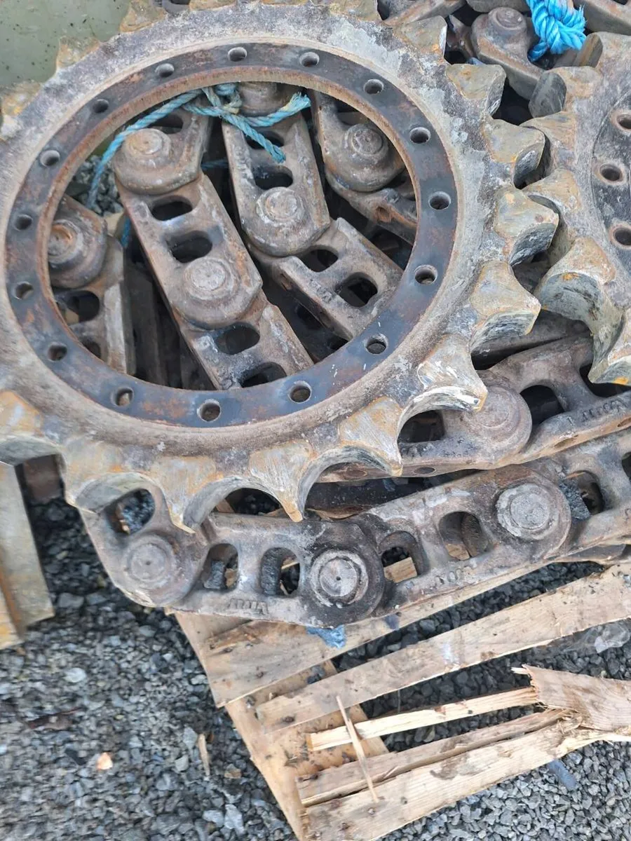 45 links chains sprocks idler rollers off zaxis - Image 2