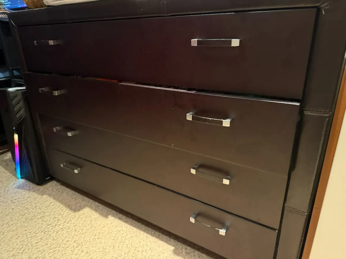 Leather chest of drawers