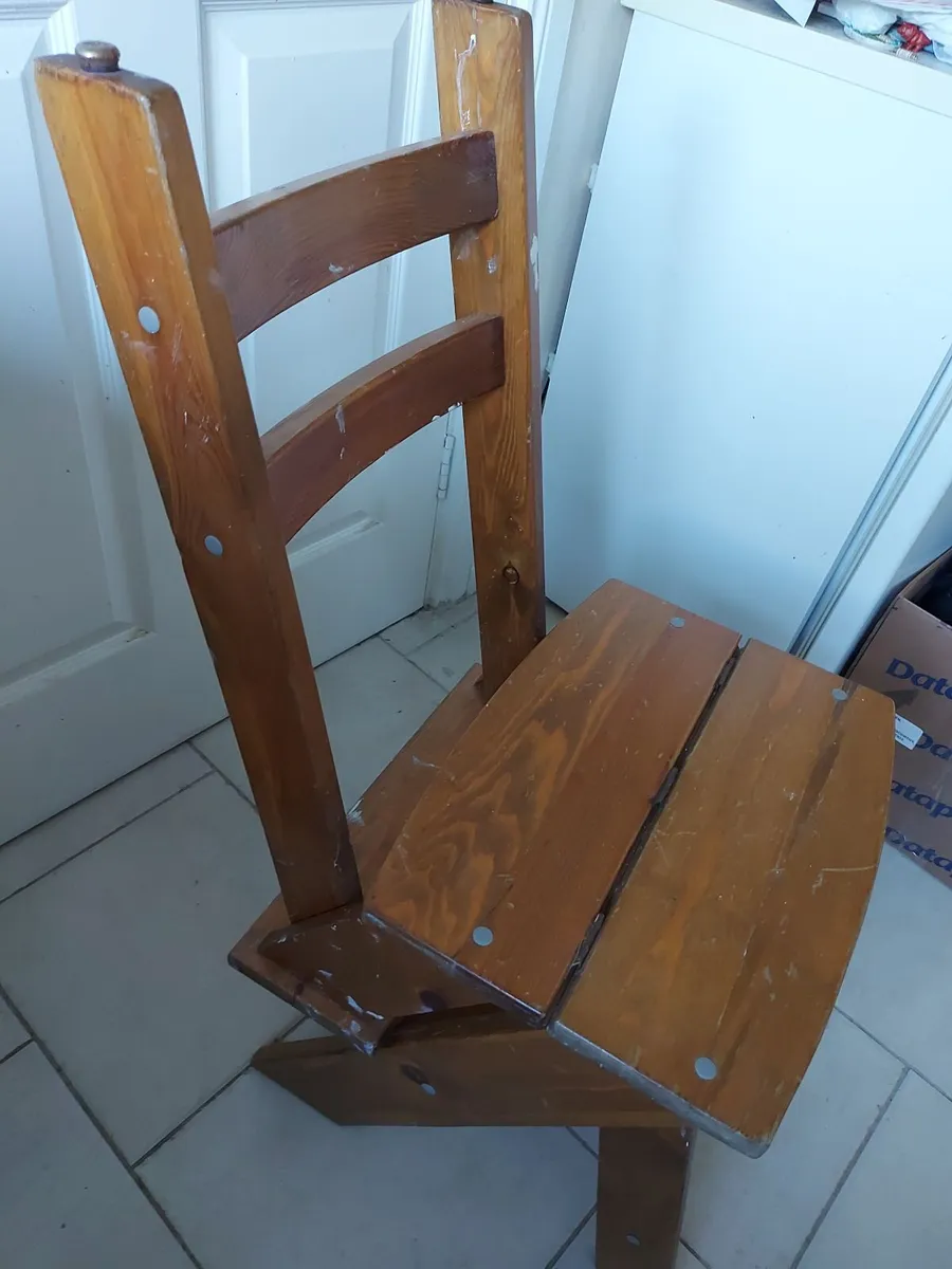 Convertible Wooden Step Ladder to Wooden Chair - Image 3