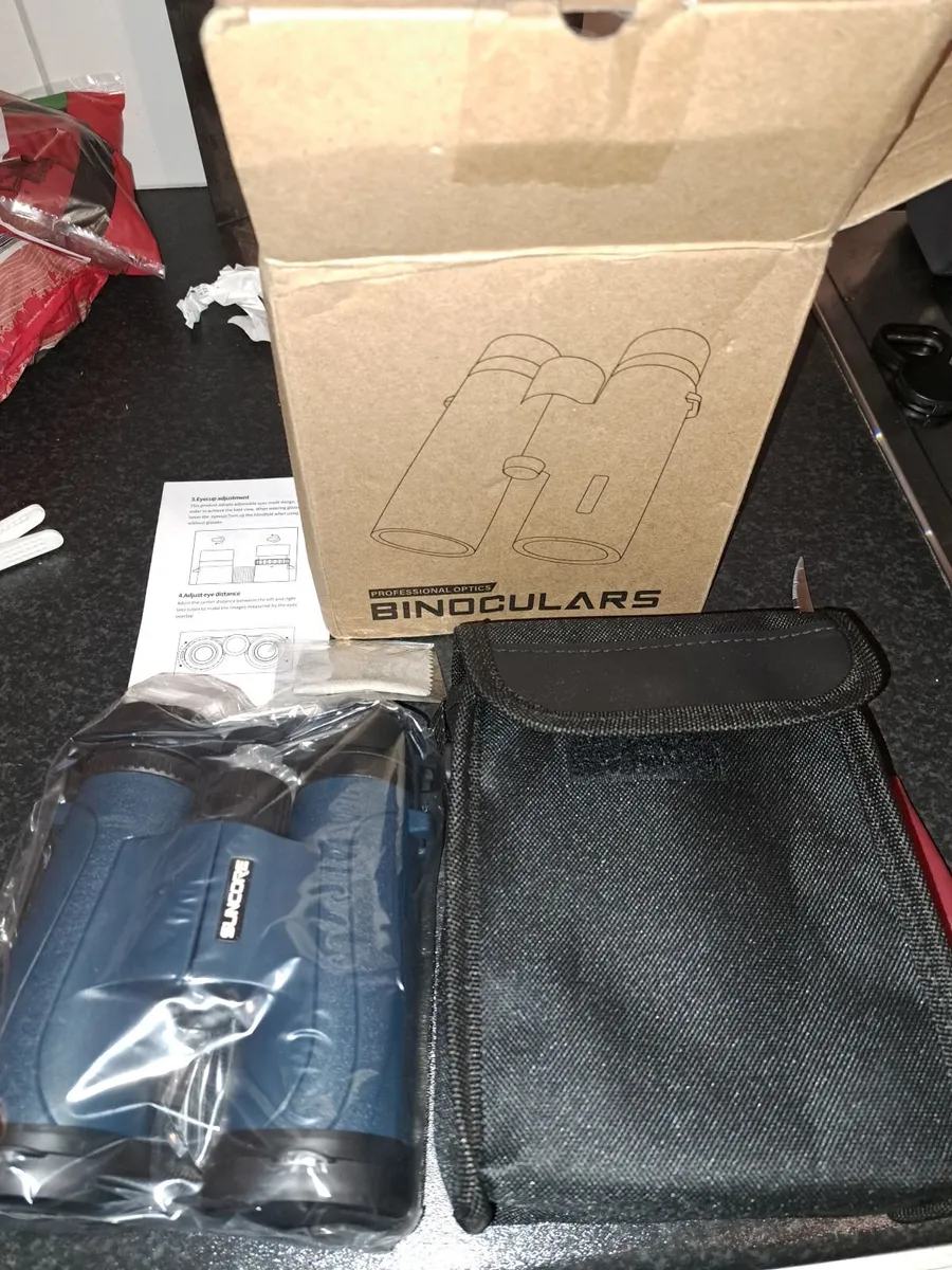 Binoculars - Image 4