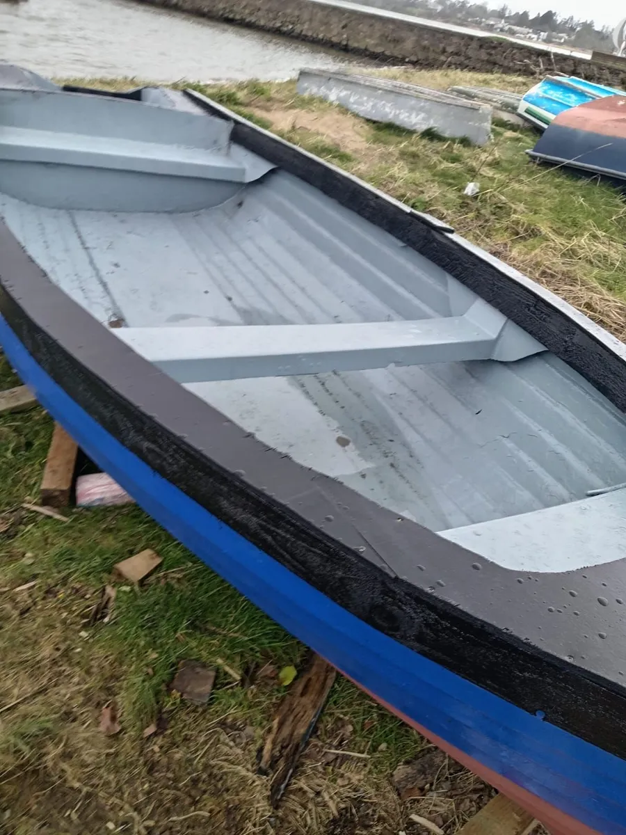 14ft ×6ft fibreglass boat - Image 3