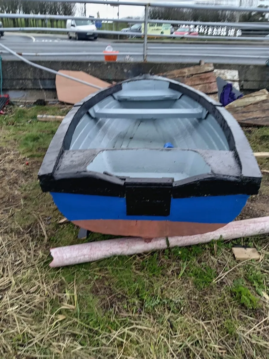 14ft ×6ft fibreglass boat - Image 1
