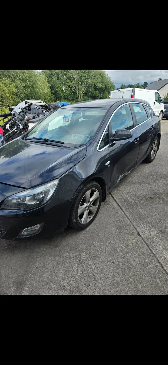 2012 astra - Image 1