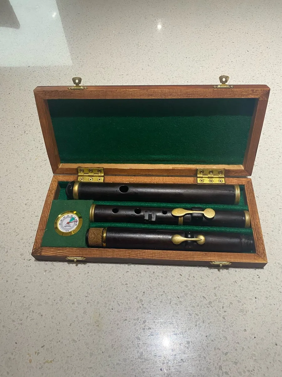 Rosewood Flute. French - Image 4