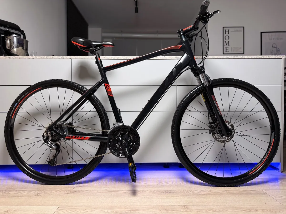 SCOTT Sub Cross Hybrid Bike - Image 1