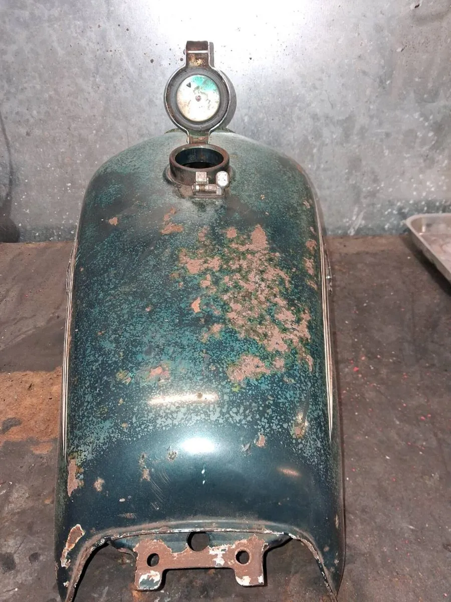 Honda cb 360 tank - Image 3