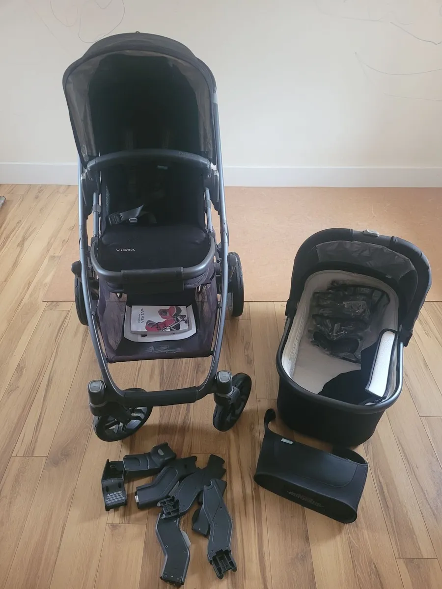 Buggy and extras - Image 2