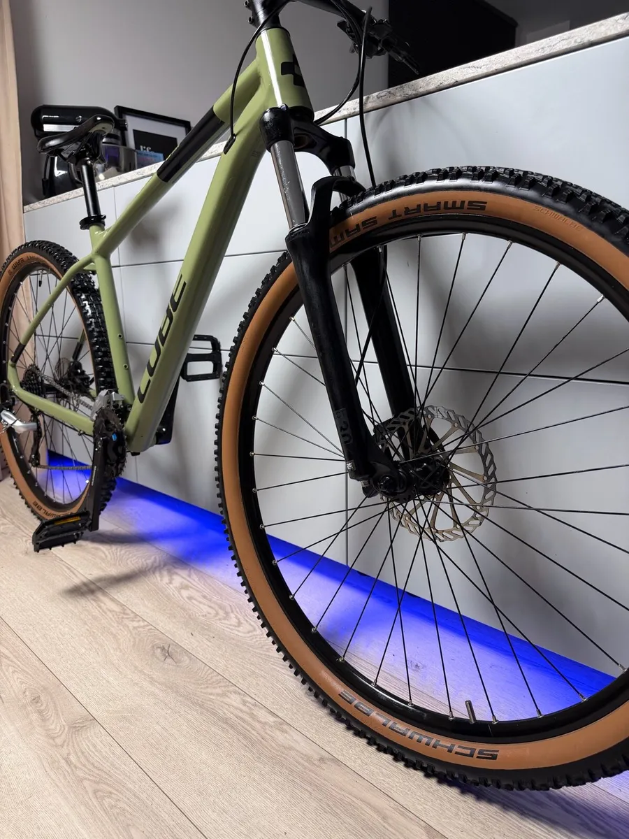 Cube Attain Race Bike - Image 4