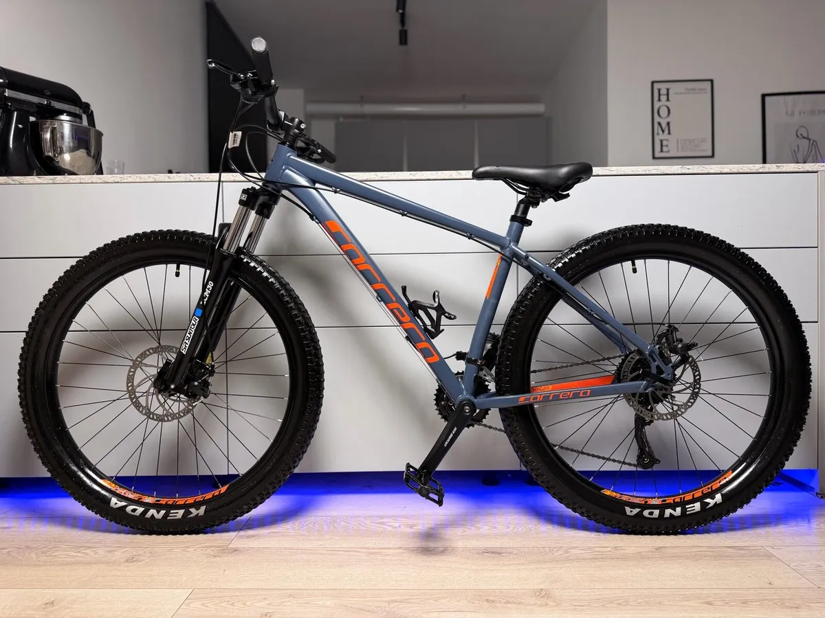 Carrera Vendetta Mountain Bike (Like New) - Image 2