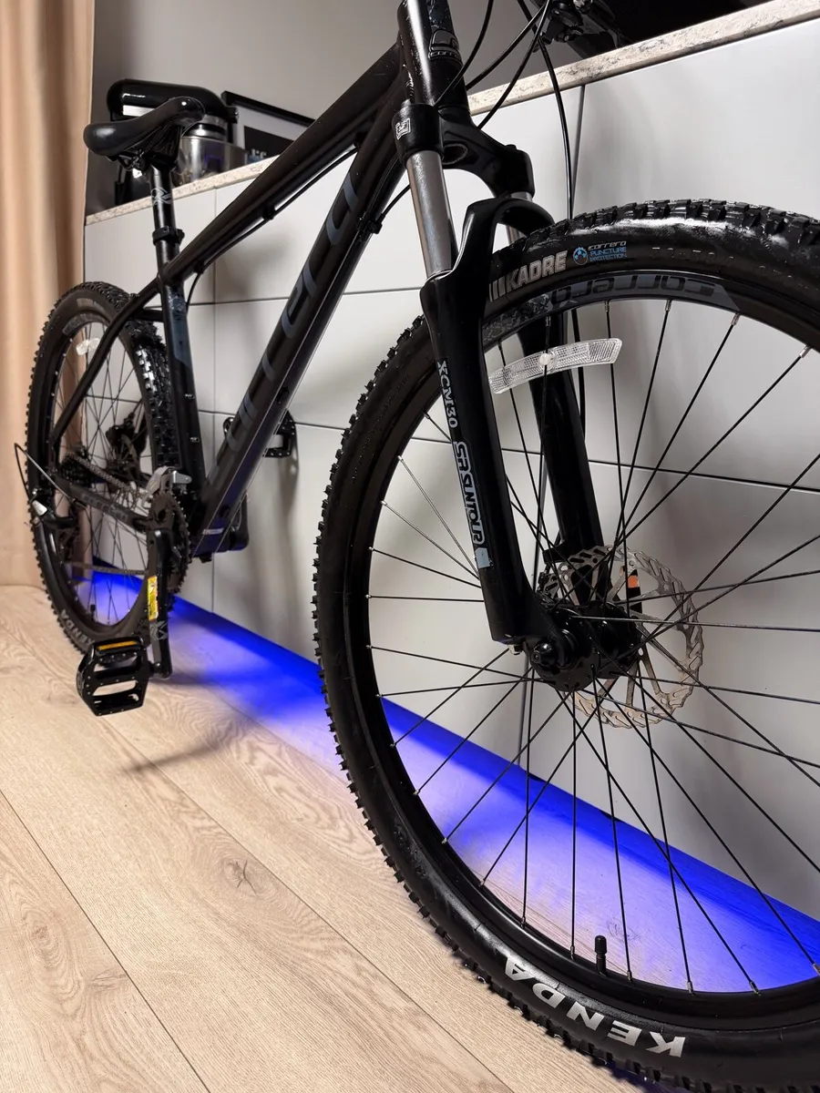 Carrera Vengeance Mountain Bike - Image 4