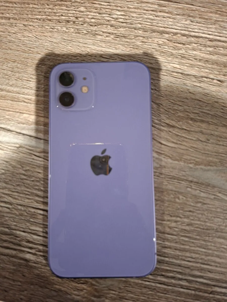 iPhone 12 - Image 1