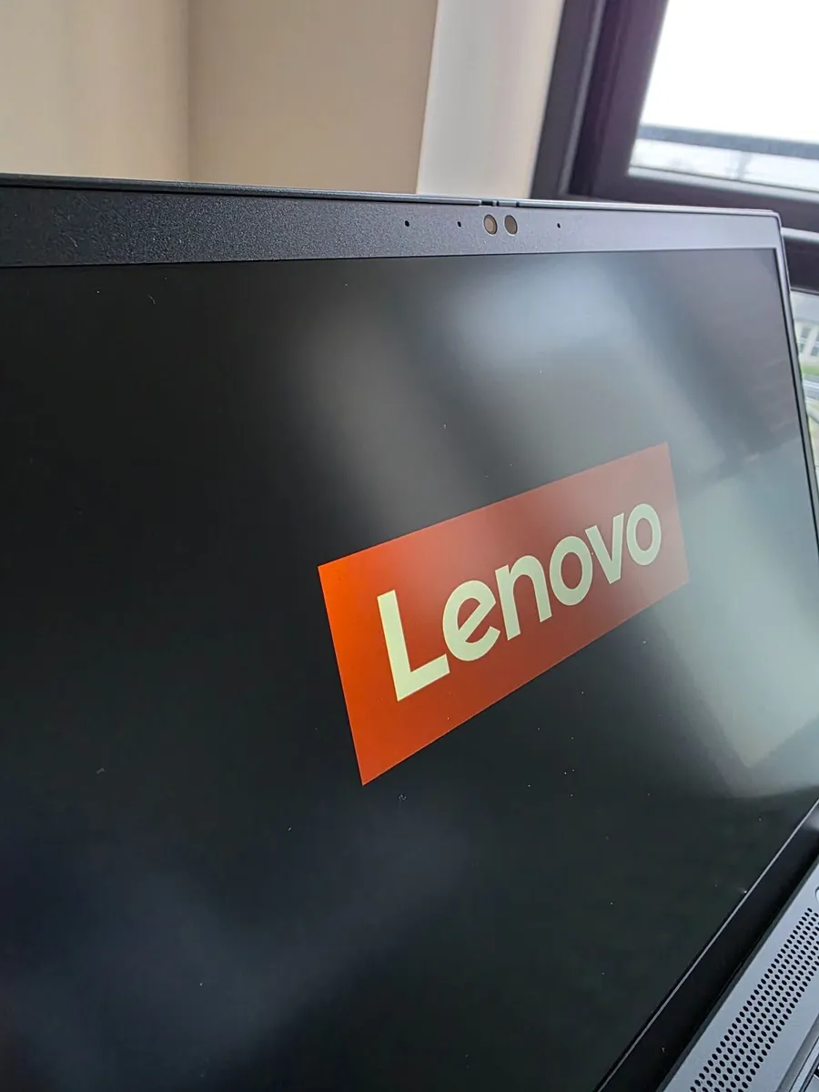 Lenovo T14 - Image 2