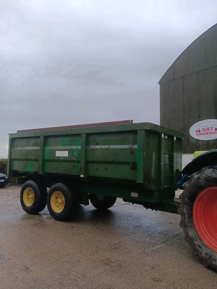 Grain trailer - Image 1