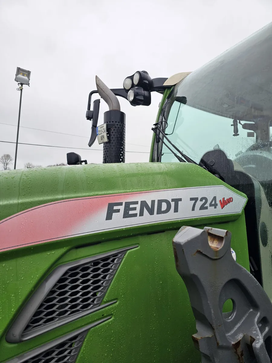 Fendt 724 Vario S4 Power+ - €110,000 + VAT - Image 4