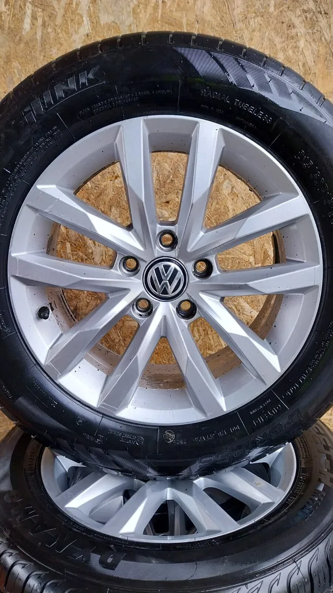 2015 Volkswagen Passat B8 16" Alloy Wheels Set - Image 3